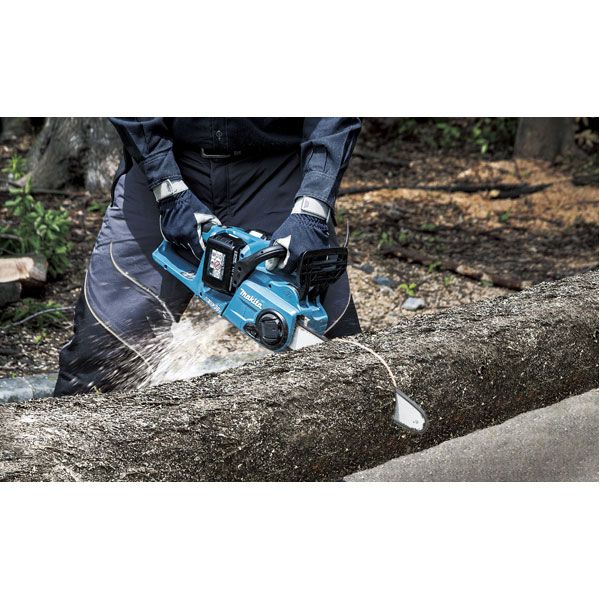 Tronçonneuse à batterie 36V 2x18V Li-Ion 35 cm DUC353RF2 MAKITA