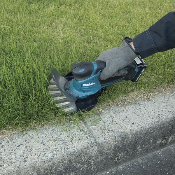 Taille-herbe 12 V CXT Li-Ion 1,5 Ah Makita UM600DWYEX