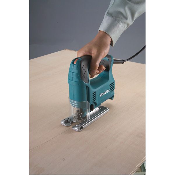 Scie sauteuse 450W Makita 4329K